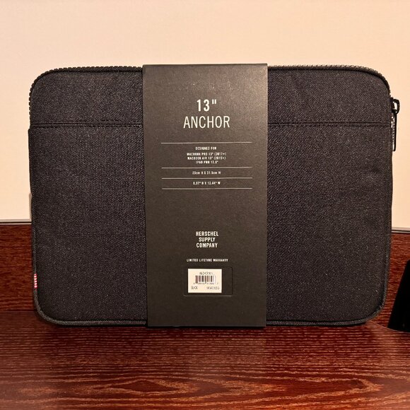 New Herschel Anchor Laptop Sleeve - Black - 13"-16" - Picture 3 of 7